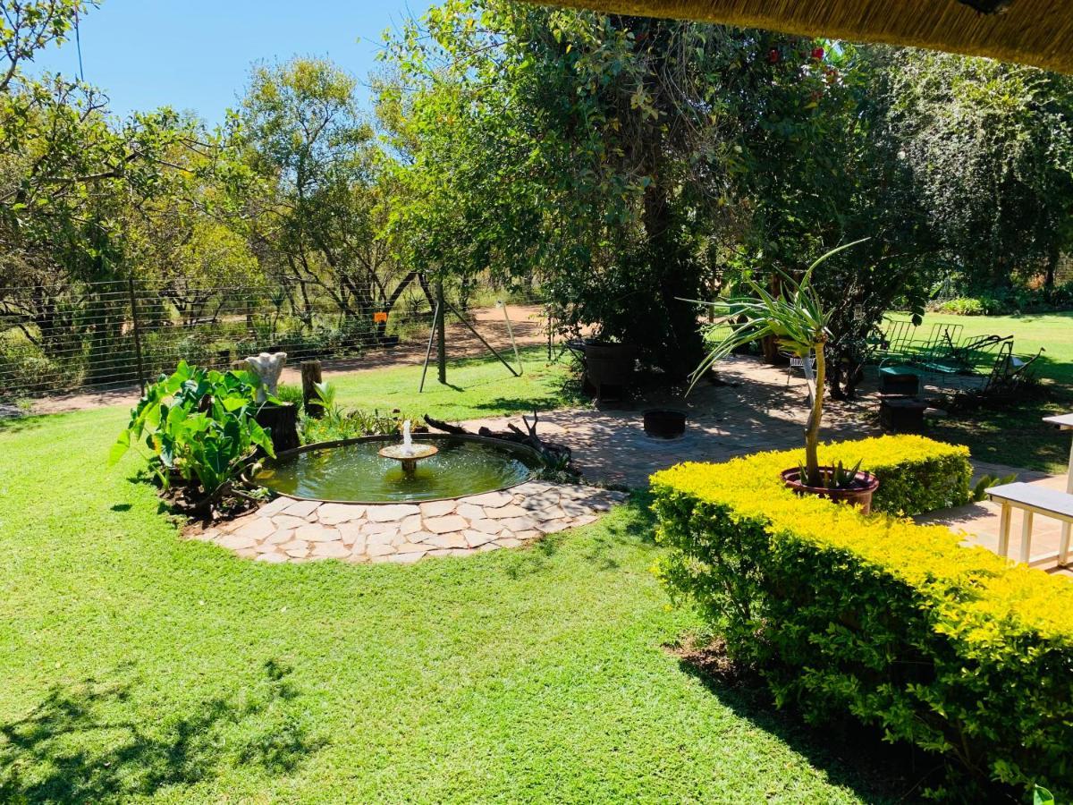 OppiPlasie Guest House Brits Exterior foto